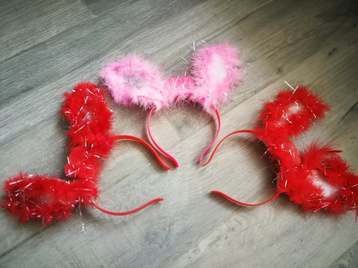 Serre tête rouge oreilles déguisement - photo numéro 2