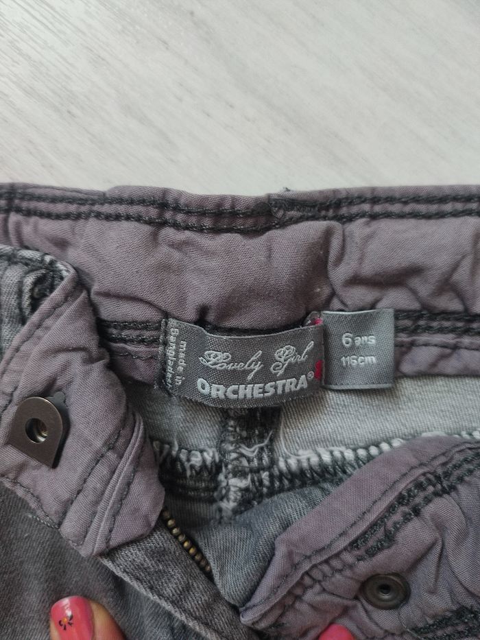 short gris 6A - photo numéro 3