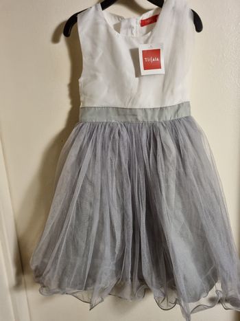 superbe robe de cérémonie/ mariage / etc... taille 4 ans  - NEUF