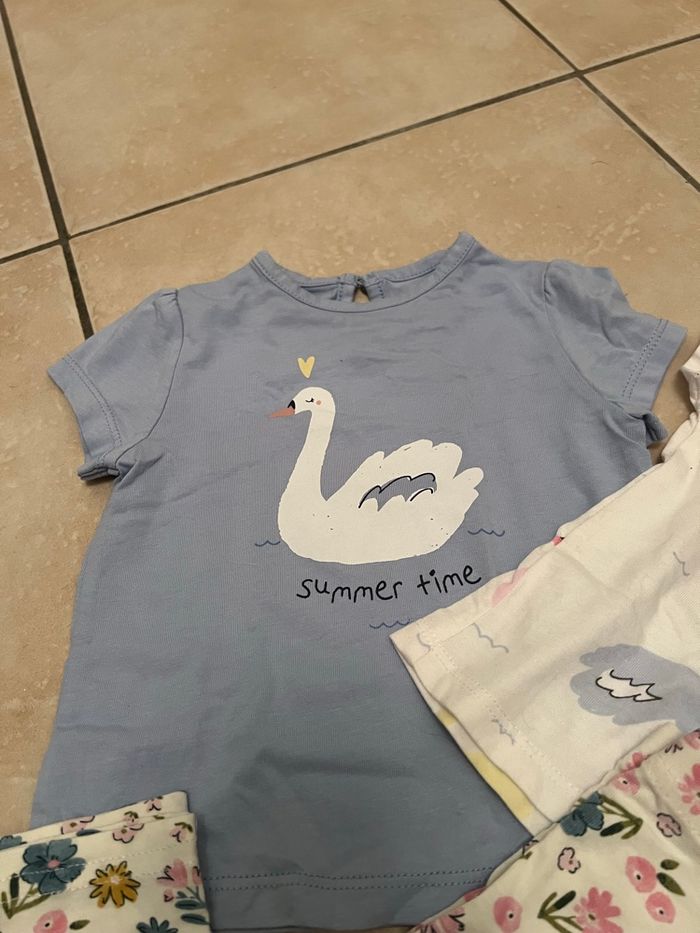 Ensemble legging 6 mois (primark) + 2 t-shirt (tex) neuf - photo numéro 2