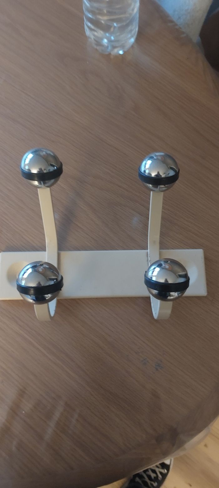 Patère ou porte-manteau mural vintage