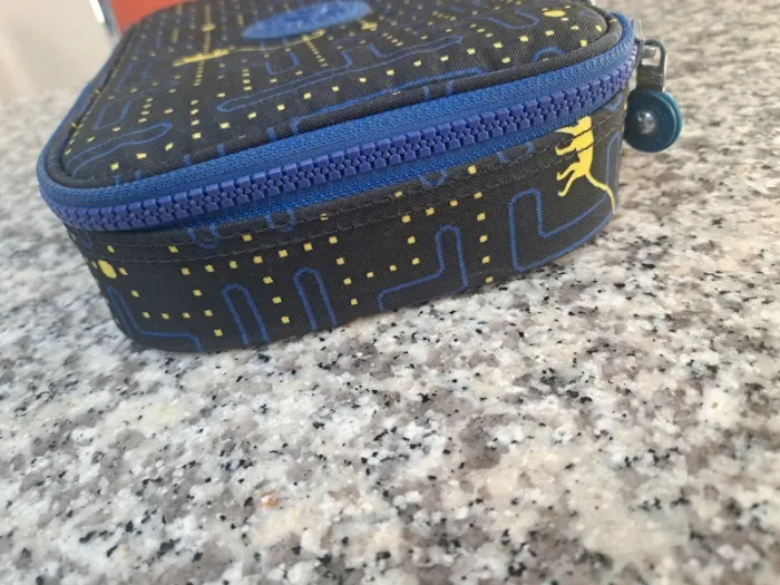 Kipling : plumier 100 pens "pacman" - photo numéro 3