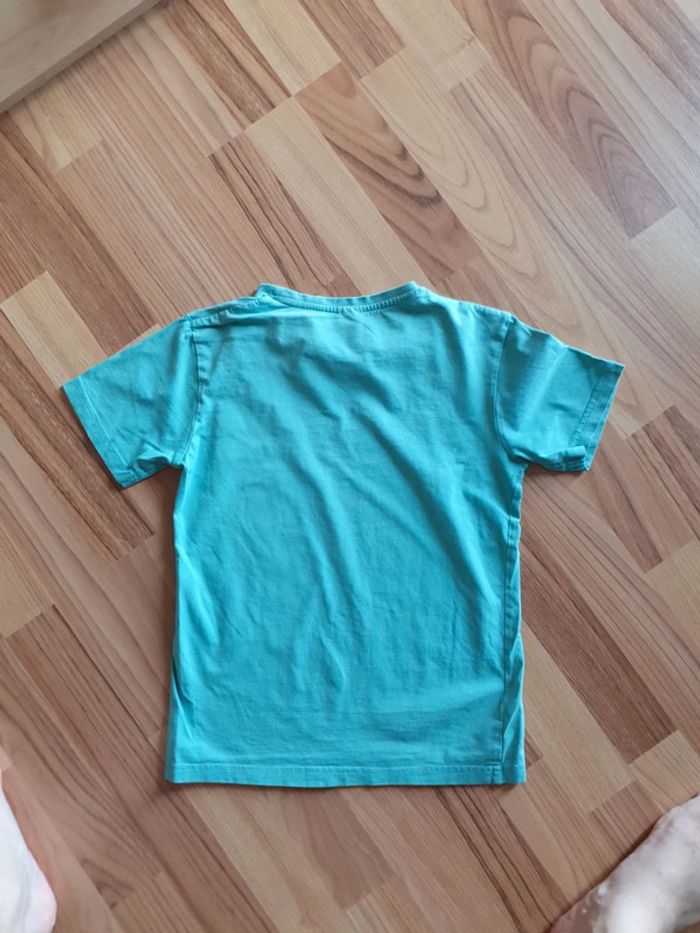 tee shirt turquoise tête de mort 8 ans - photo numéro 3