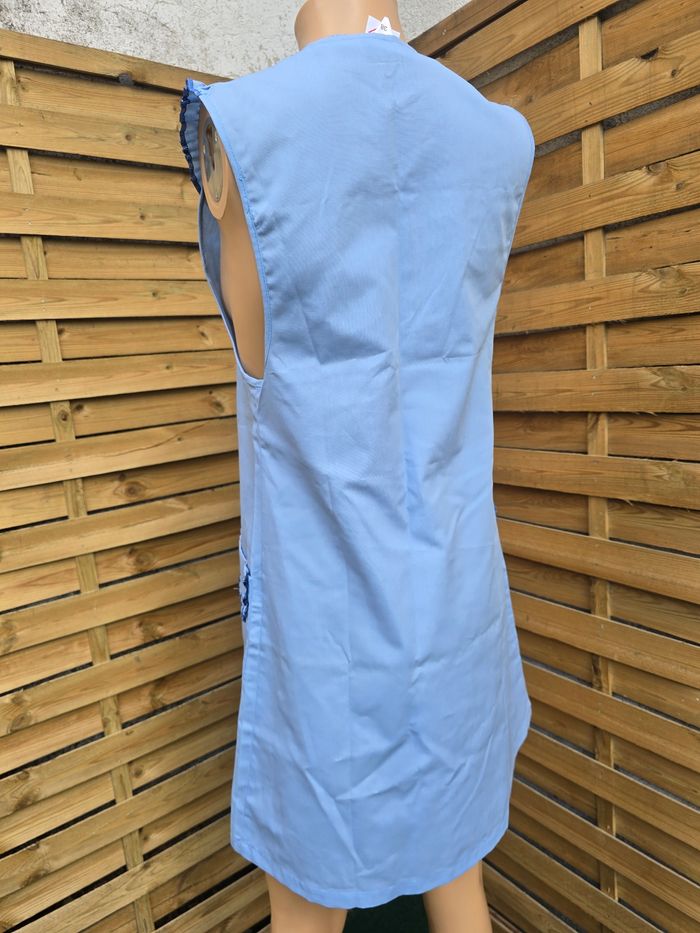 Robe tablier deadstock 🍒vintage 70🍒neuve taille 36/38 - photo numéro 3