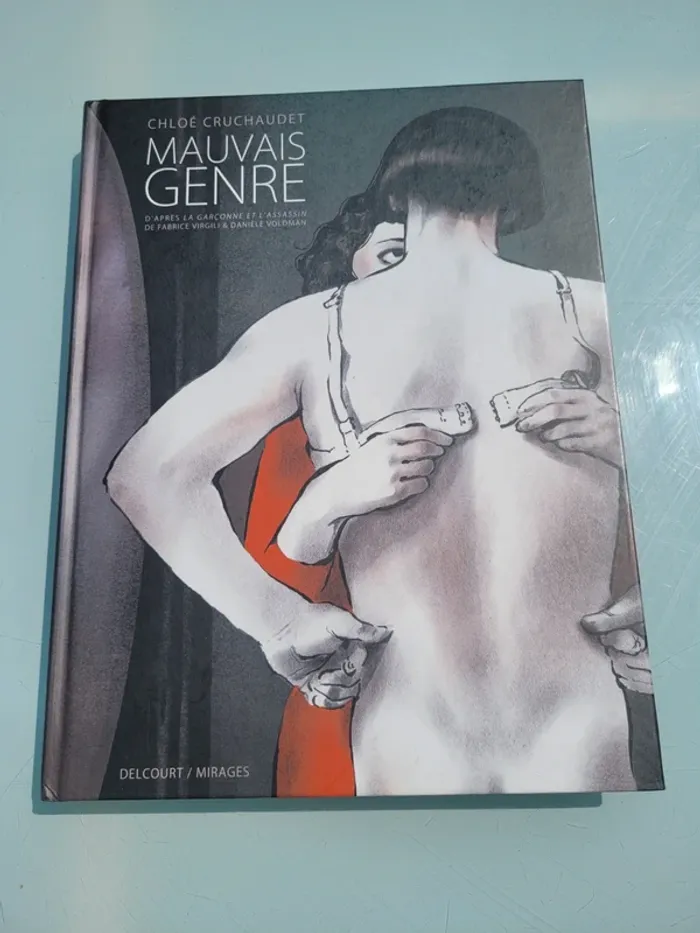 Très belle BD : Mauvais Genre, Chloé Cruchodet - photo numéro 2