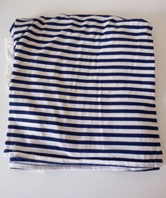 Robe  sans manches, 8 ans, marine /dentelle/dentelle. Très bon état - photo numéro 6