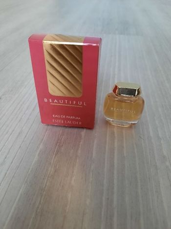 Miniature parfum Estee Lauder