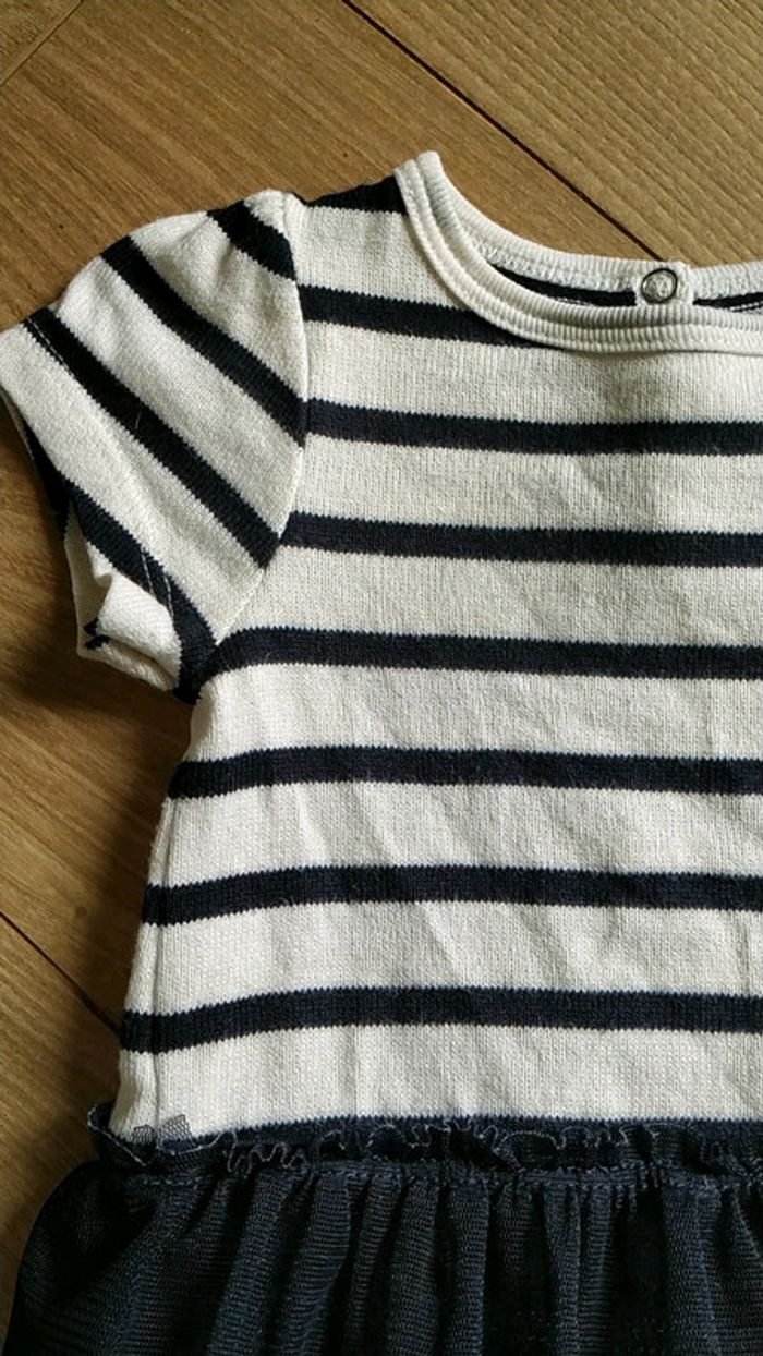 Robe (3 mois) - photo numéro 3