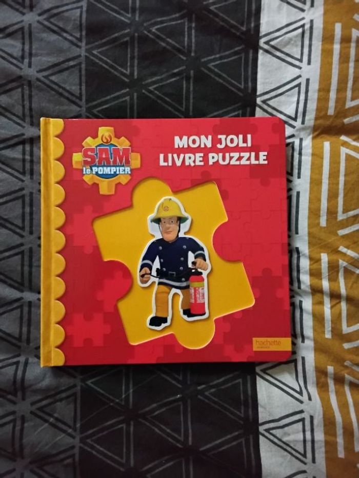 Mon joli livre puzzle Sam le pompier - Hachette jeunesse