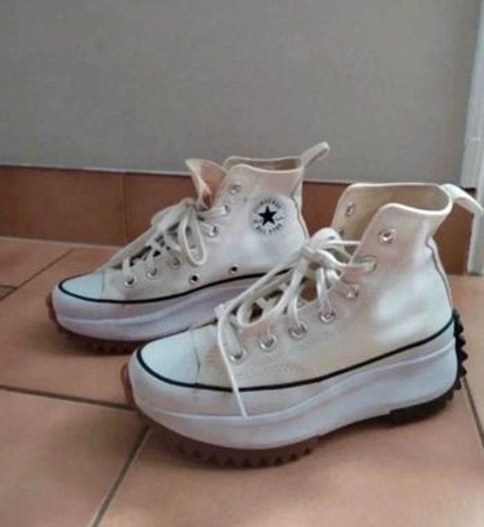 Converse run star hike blanche