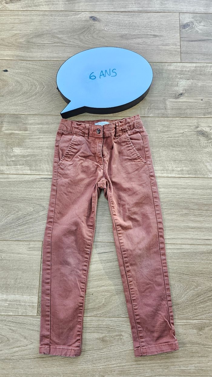 Pantalon chino 👧🏽6ans