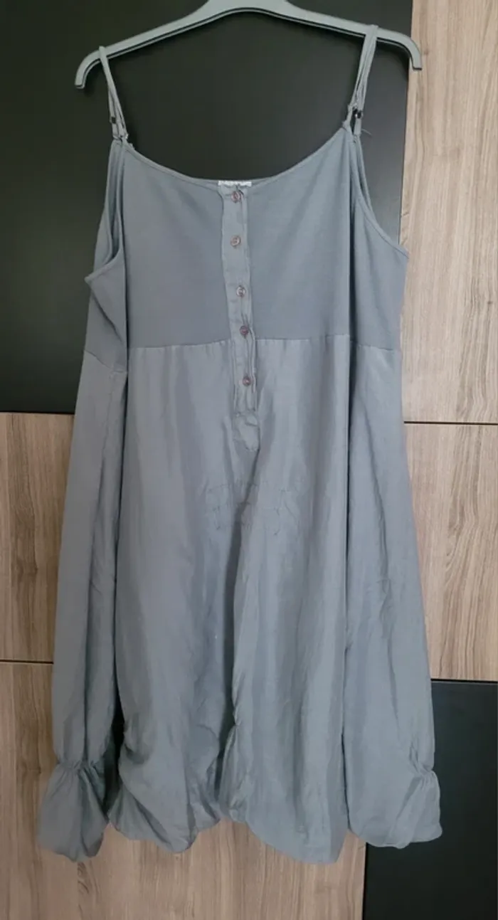 Robe à fines bretelles 54/56/58