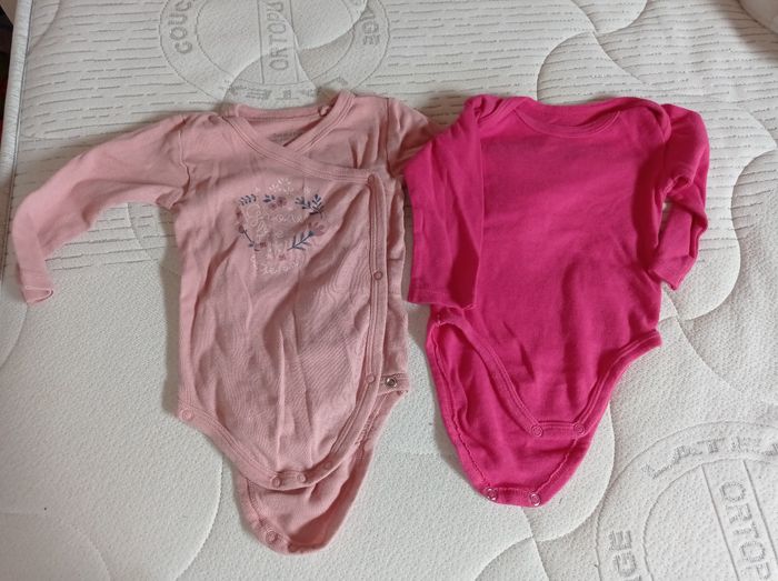 Lot Bodys manches longues 6 mois. - photo numéro 5