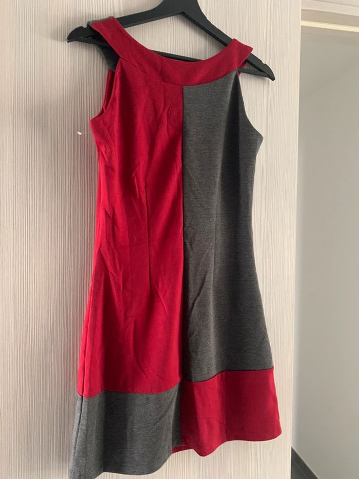 Magnifique robe cache cache grise et bordeaux taille 36 neuve - photo numéro 5