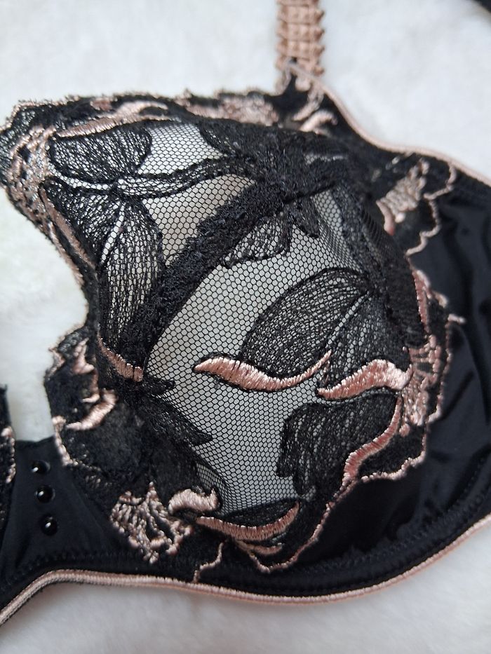 Soutien gorge - photo numéro 5