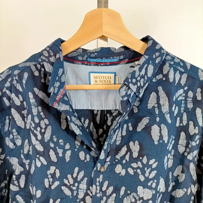 Chemise imprimée bleu marine Scotch & Soda neuve avec étiquette T.L A1484 - photo numéro 2