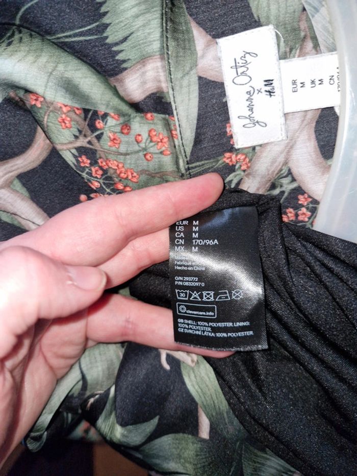 Robe Johanna Ortez x H & M taille M / imprimée fleurs fleuri - photo numéro 8