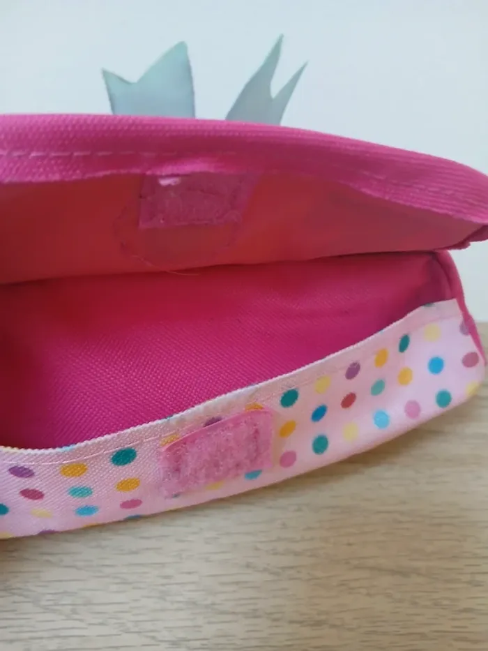 Trousse d’école + feutres bic - photo numéro 6