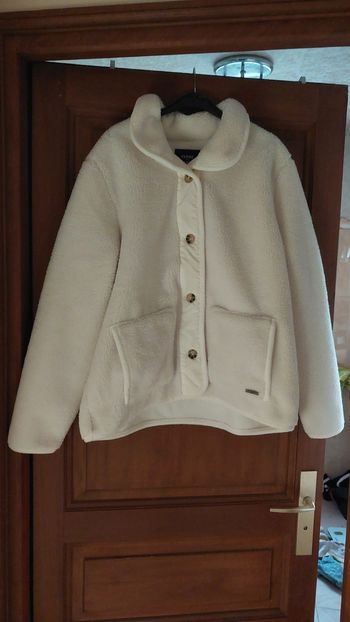 Veste sherpa blanc cassé neuve