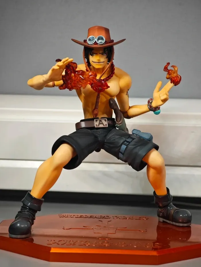 Figurine One Piece : Ace 17cm Megahouse sans boîte - photo numéro 10