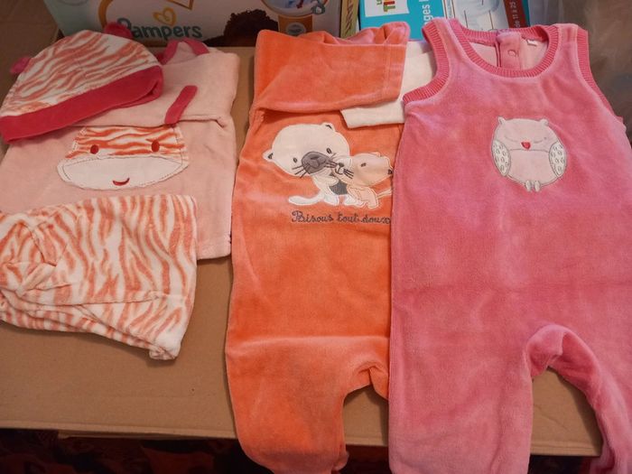 Lot de 8 pyjamas grenouillères 3mois