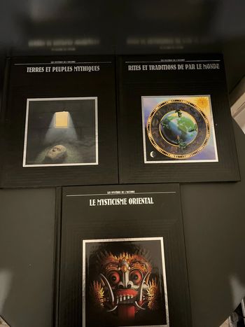 Attention à ne pas lettre entre toutes les mains ! 3 livres ésotériques