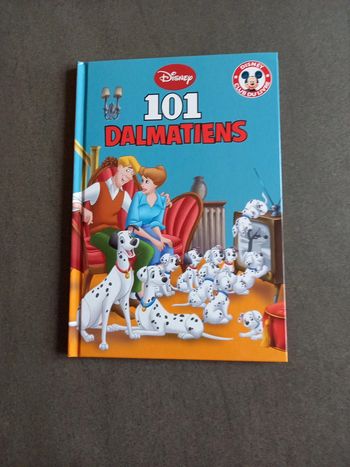 Livre les 101 Dalmatiens