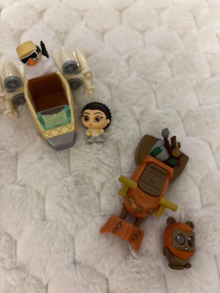 Lot de 2 vaisseaux star wars