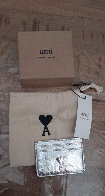Porte cartes Ami Paris