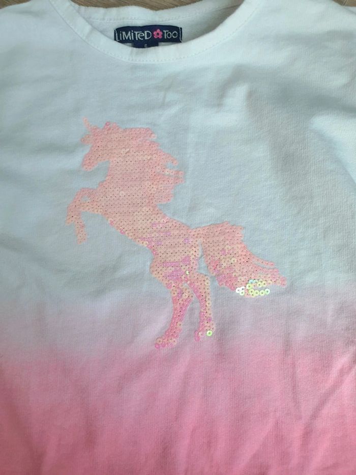 Tee-shirt blanc dégradé rose motif licorne pailletée taille 6 ans - photo numéro 3
