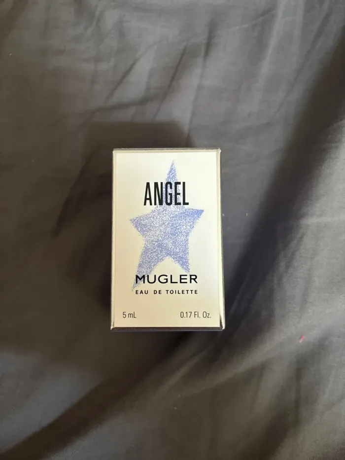 Angel mugler