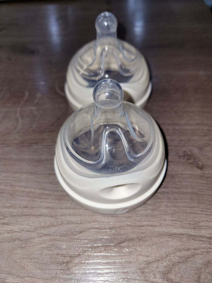 2 tétines dodie multi-perforées anti-colique liquide épais - photo numéro 2