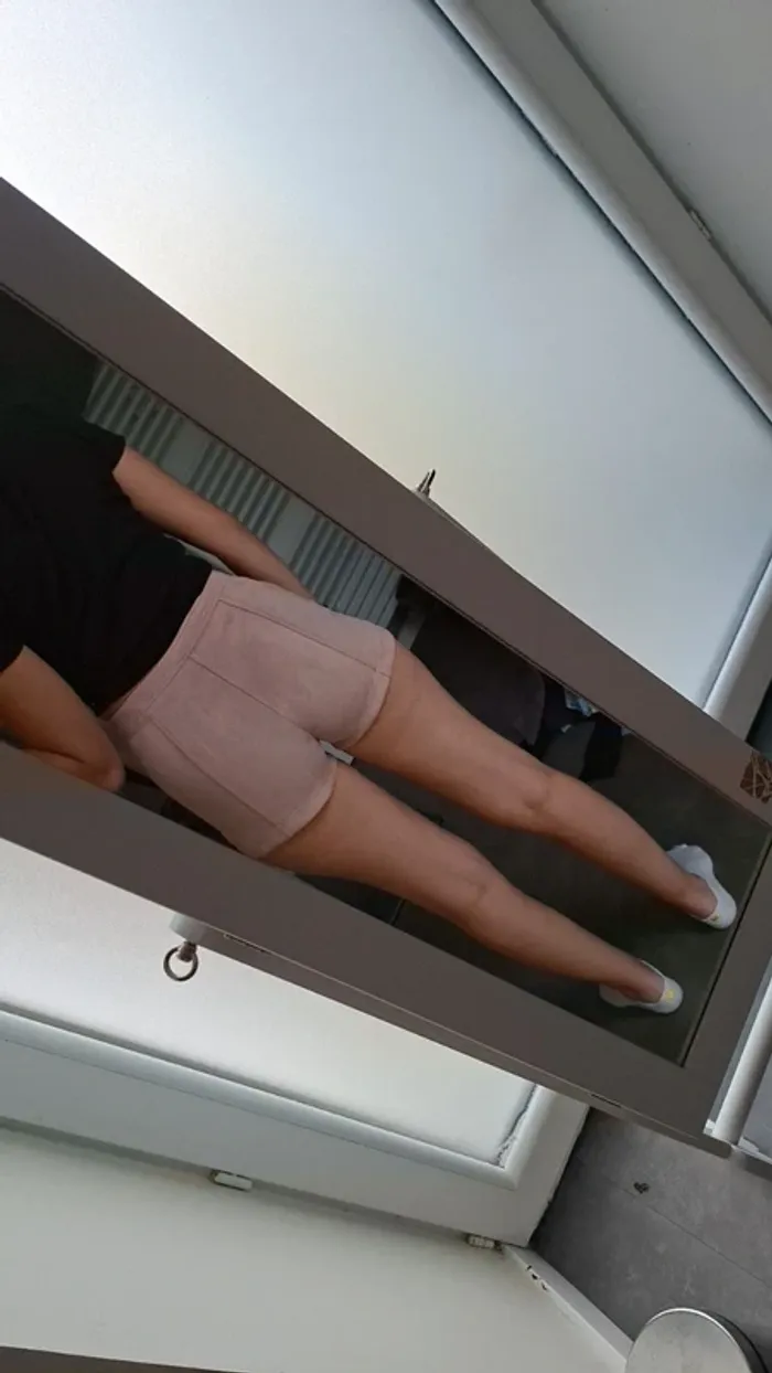 Short en daim/velours - photo numéro 3