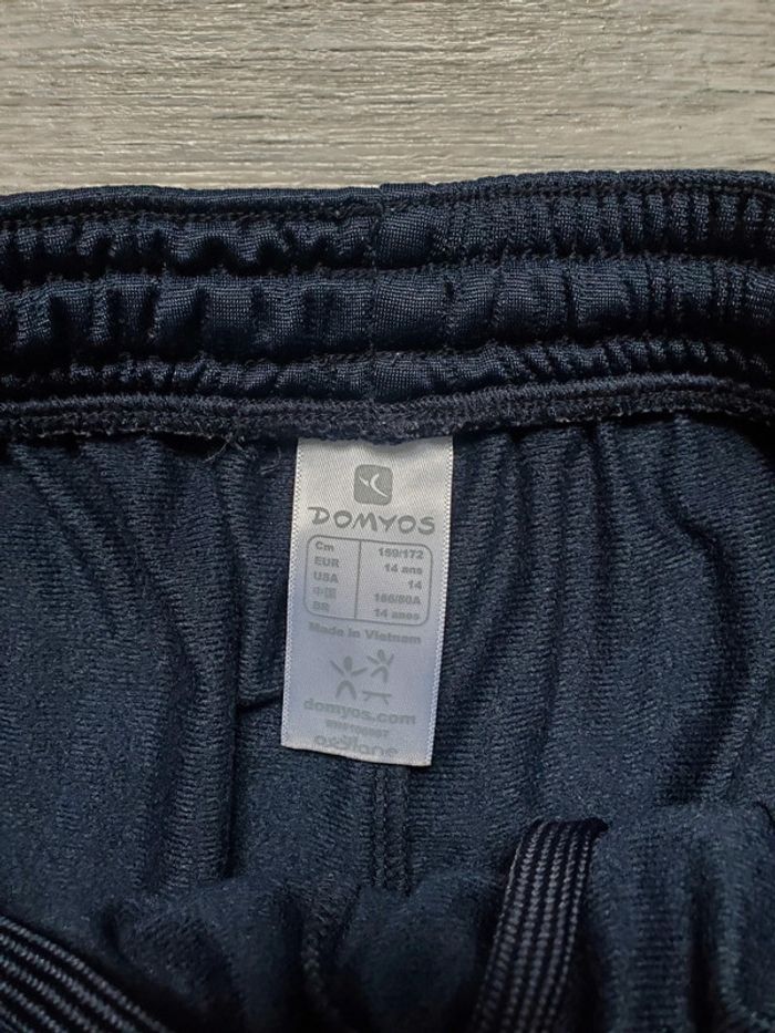 Pantalon de survêtement taille 13/14 ans très bon état Domyos - photo numéro 2