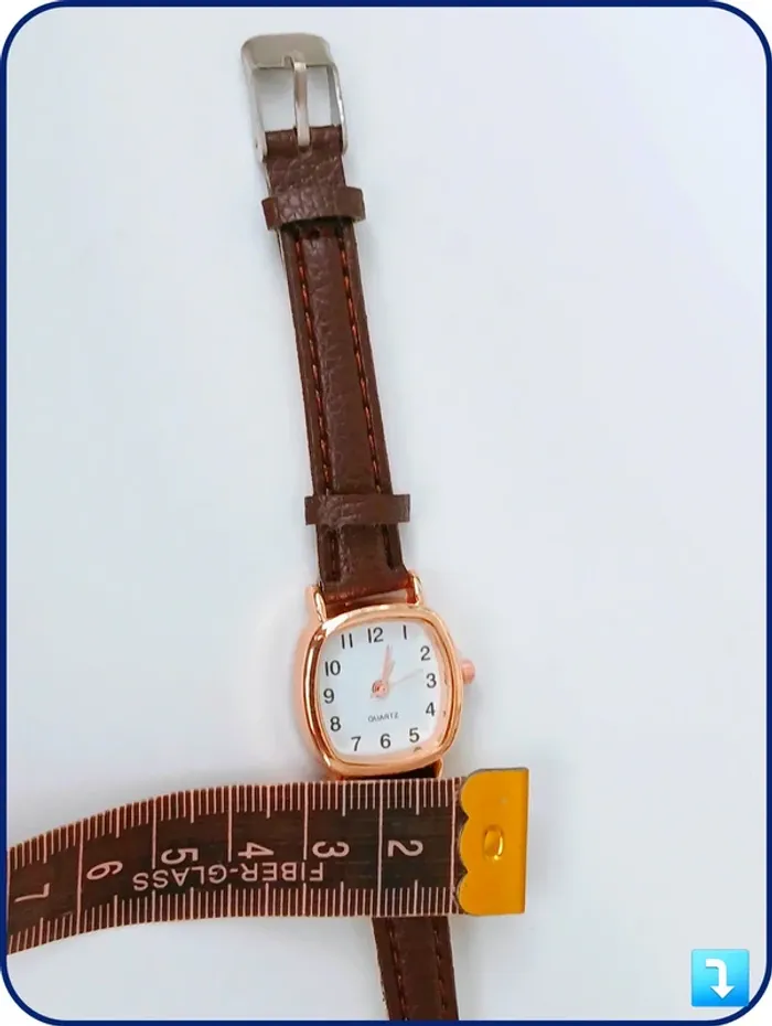 Montre rétro femme cadran carré rose gold | Bracelet marron chic style vintage - photo numéro 9