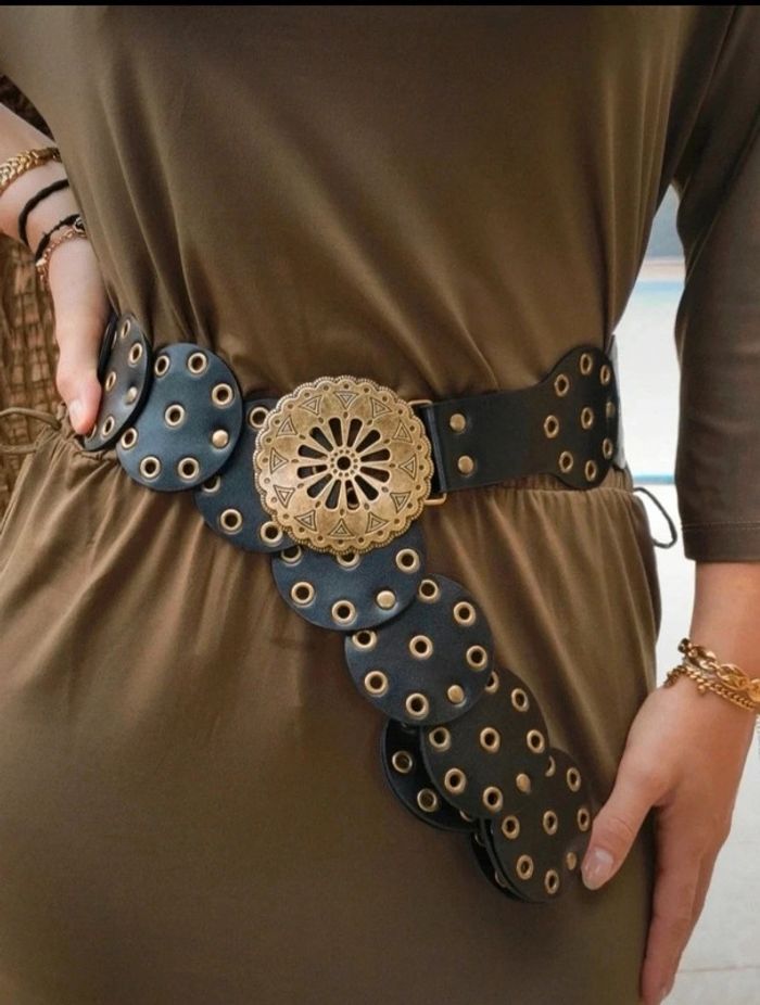 A46 ceinture bohème rétro ronde noire ajustable