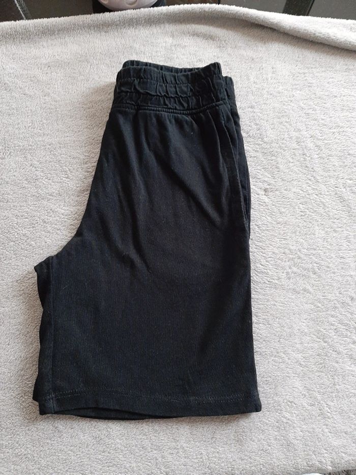Short 8 ans