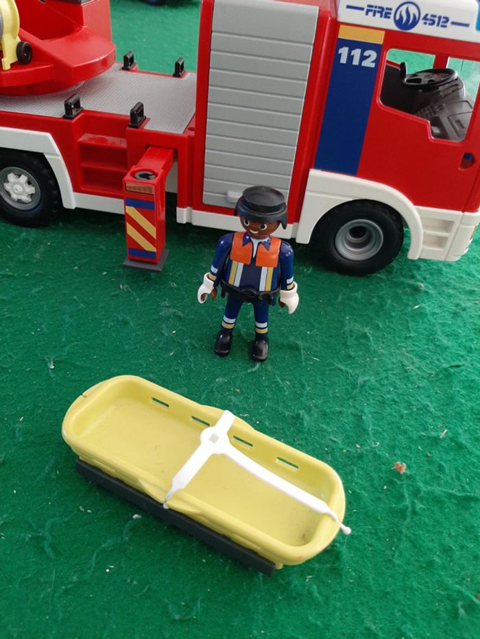 Camion de pompier playmobil - photo numéro 2
