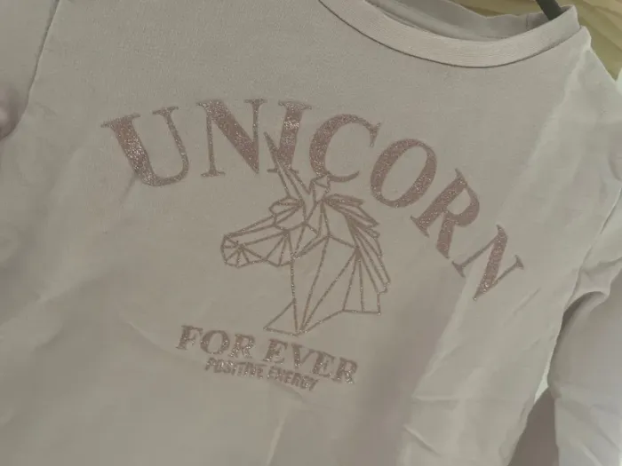 Très joli pull hiver fille 8 ans - photo numéro 2