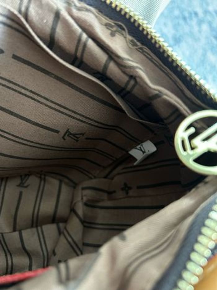 Sac à main Louis Vuitton - photo numéro 5