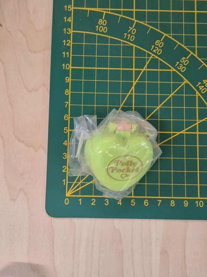 Gashapon charm Polly Pocket série 2 : Pony Club Compact - photo numéro 5