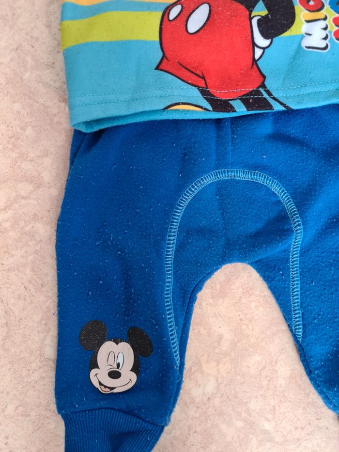 Jogging mickey 6 mois - photo numéro 2