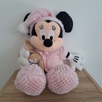 Peluche Minnie Mouse rose avec doudou lapin – Disney