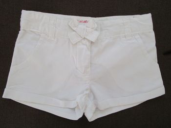 Short blanc 3 ans Sergent Major excellent état