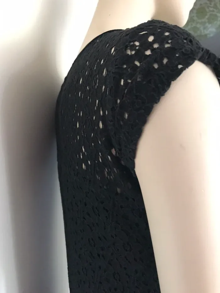 Petite robe courte noire Dentelle - photo numéro 4