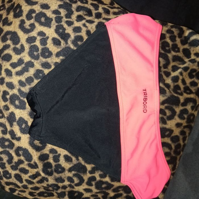 Maillot de bain tricolore 👙 2 pièces Tribord très bon etat 8 ans - photo numéro 7