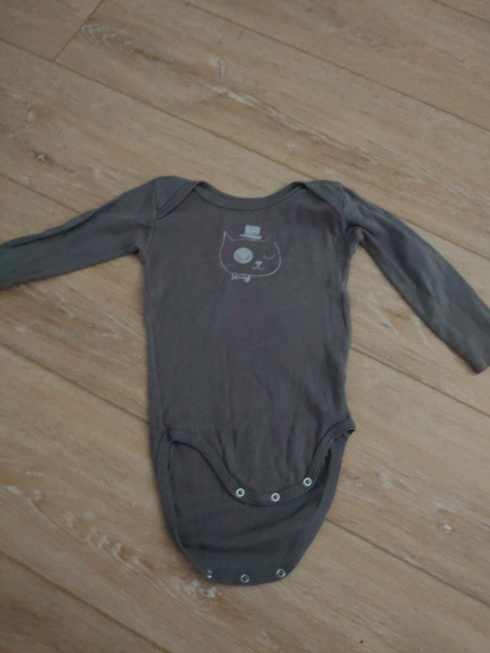 Lot 5 bodies toutes marques - photo numéro 2