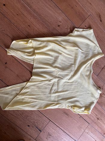 Haut t-shirt M neuf jaune