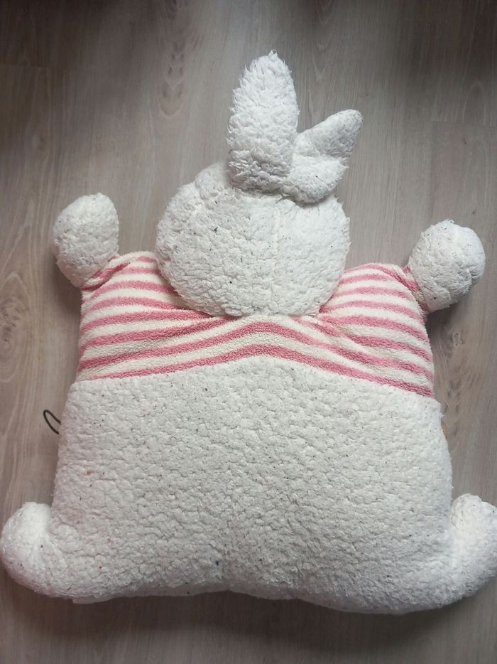 Peluche plate lapin blanche et rose - photo numéro 3