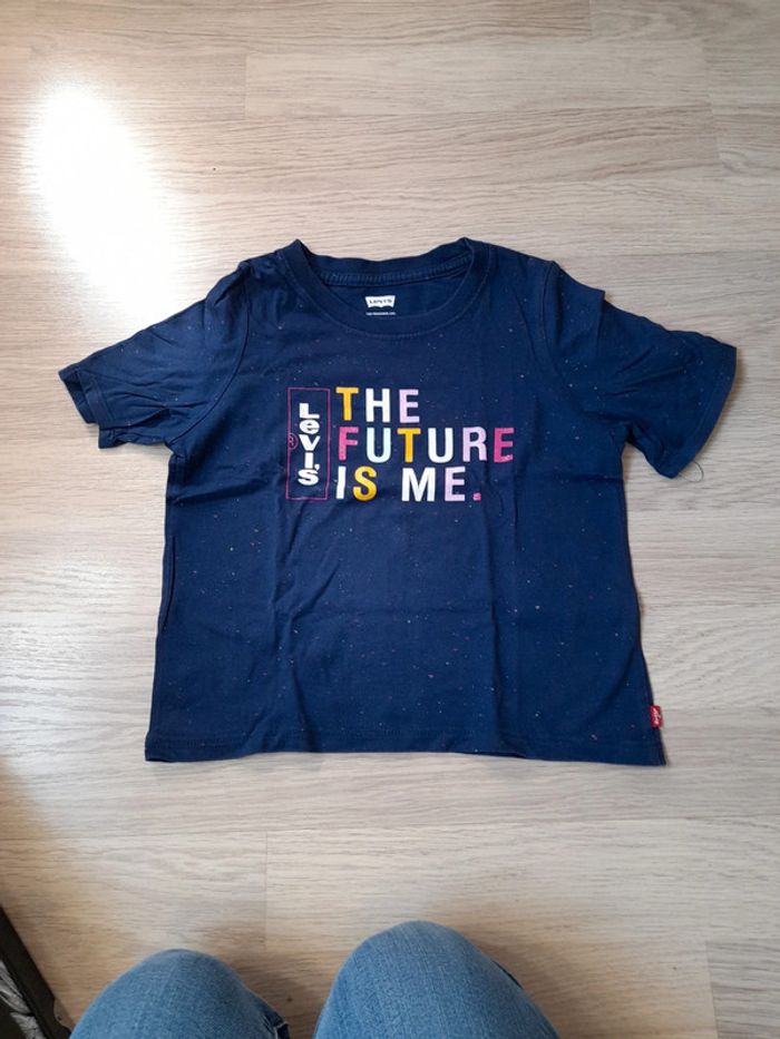 T-shirt levi's 8 ans